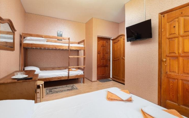 Vita Guest House