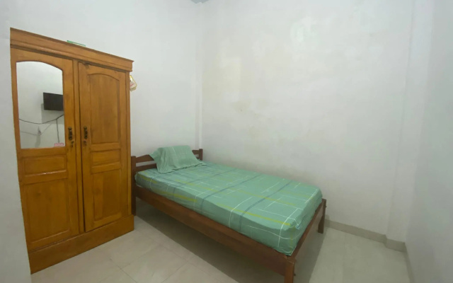 Hotel O Almeerah Homestay Syariah Near RS Hermina