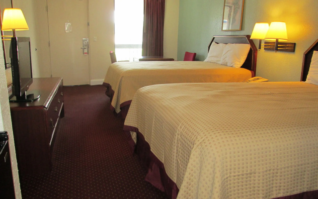 Regency Inn Near Boardwalk & Hurlburt Field