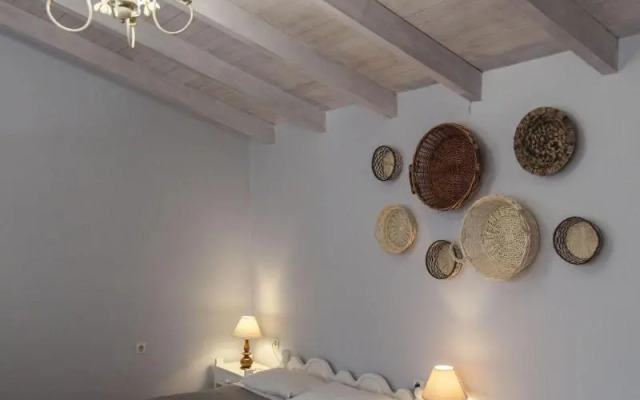 Kasteli Suites