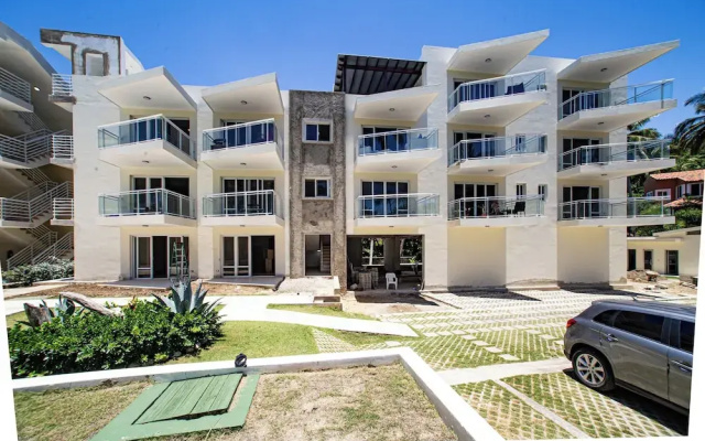 0048 Affordable Condo in the Beach