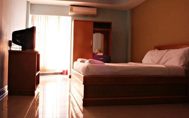 Takasila Nakhon P Building Apartment