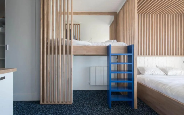 Studio design au pied de la gare de la Baule