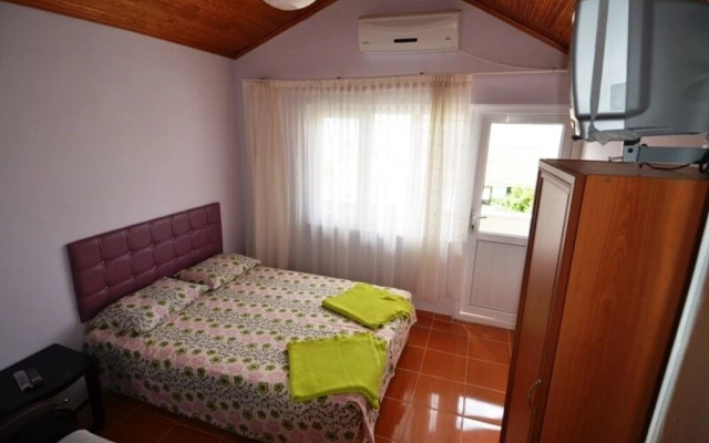 Avsa Roza Apart