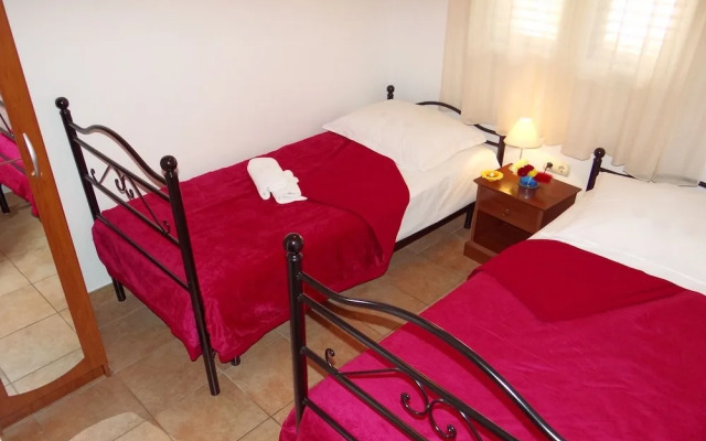 Stunning sea View Apartment With Swimming Pool and Jacuzzi a6