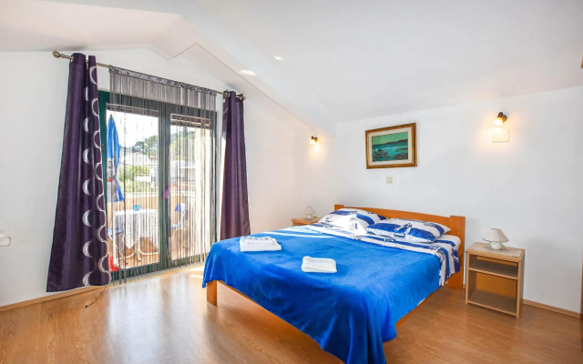 Apartments Studenac in Tkon - island Pasman