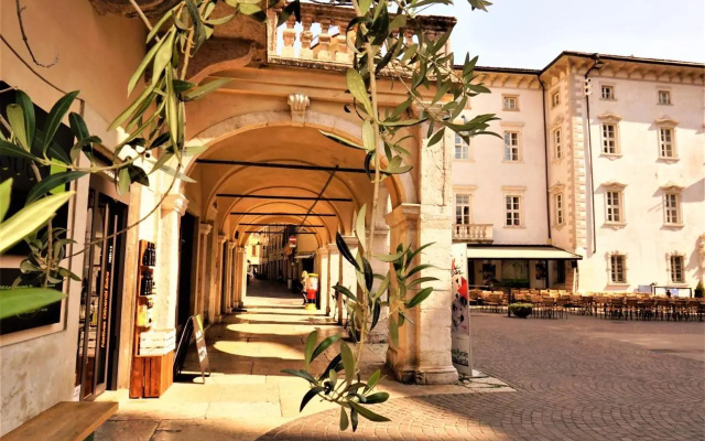 Residenza Castello - Holiday Home Garda Trentino