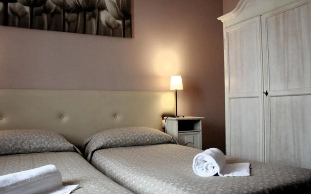 Ankon Hotel