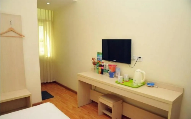 Zibo City 118 Chain Hotel (Railway Station Store)(都市118连锁酒店(淄博火车站店))