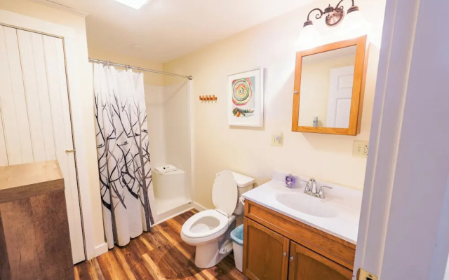 Downtown Greenville Spacious Apartment