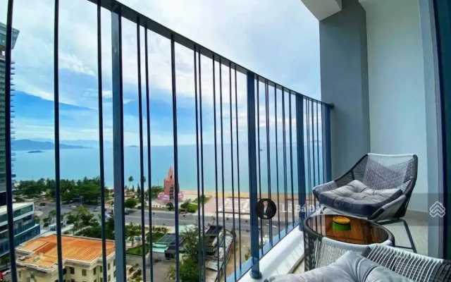Panorama Beachfront Nha Trang by LYN Condotel
