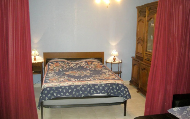 Apartment With 2 Bedrooms in Roquefort-la-bédoule, With Private Pool,