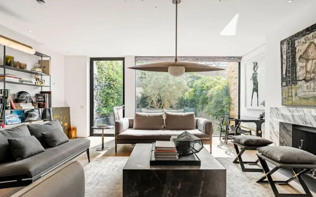 4-bed Chelsea House Ultra Luxury Large Garden