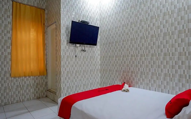 RedDoorz near Lippo Plaza Kendari