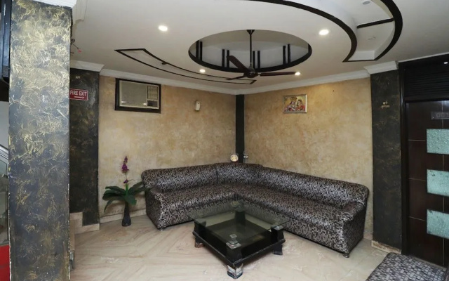 OYO 27596 Hotel Parkash Dx
