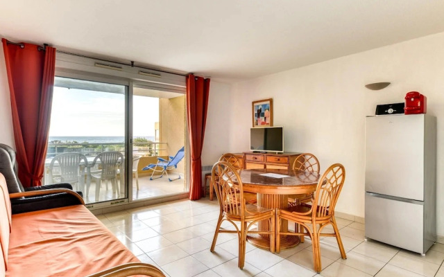 Seaview Family Stay for 6 in Valras Plage