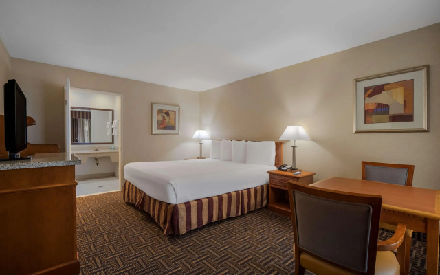Best Western Norwalk Inn