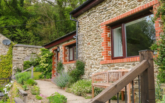Honeysuckle Cottage