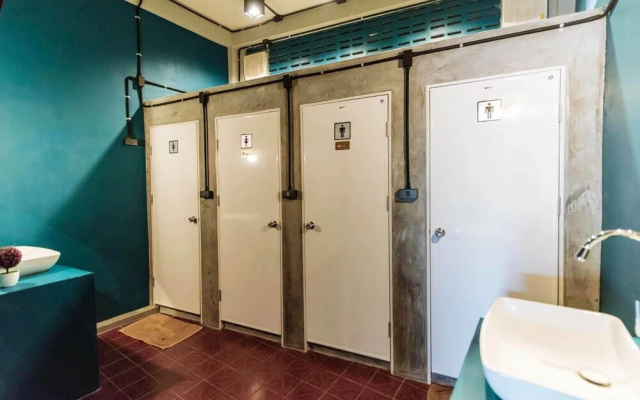 Merlion Hostel
