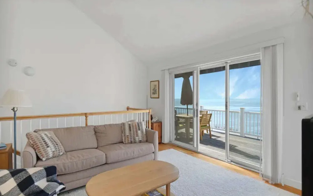 3BR Oceanfront on Nubble Cliffs!