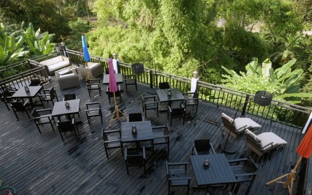 The Deck House