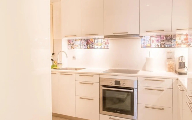 A Cozy Apt in Kolonaki of Athens