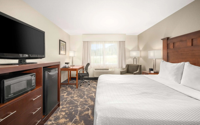 La Quinta Inn & Suites by Wyndham Grants Pass