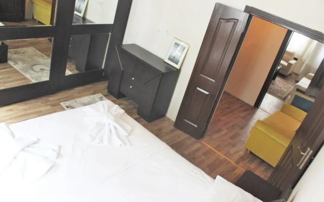 Mardian House - Adults Only