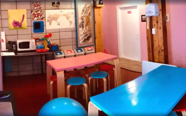 POP Guest House - Hostel