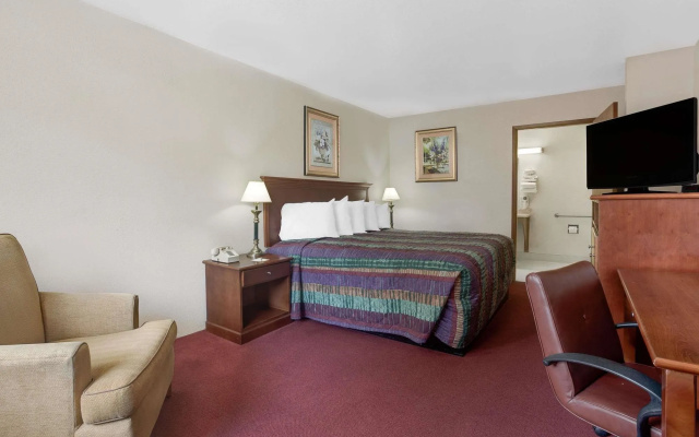 Olympic Inn & Suites