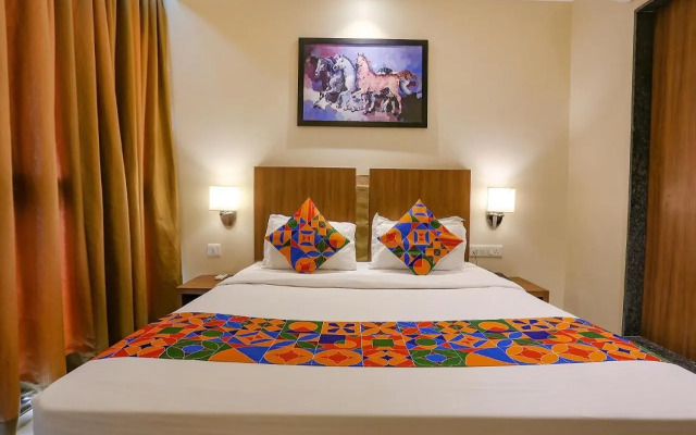 Fabhotel Royal International
