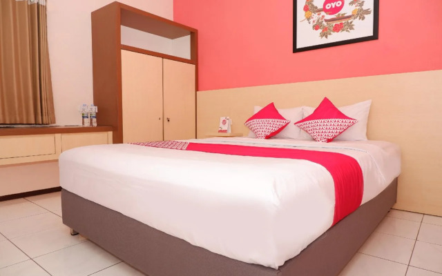 New Mira Hotel