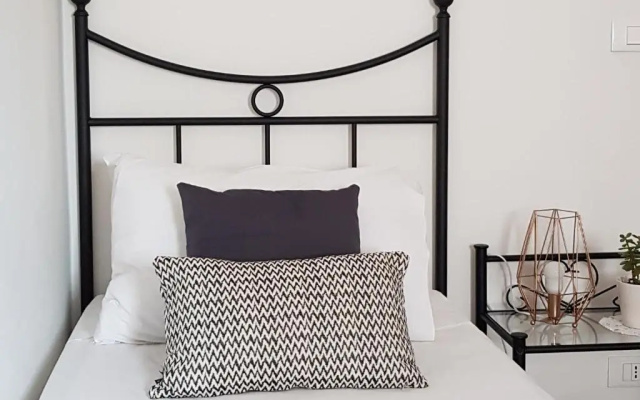 Apartment close to Art