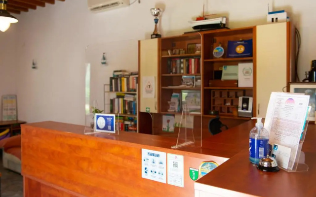Morpheas Pension Rooms & Apartments