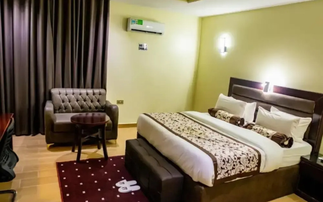 Villa Hilton Hotels & Apartments