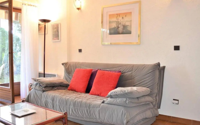 Appartement Le Lavandou, 2 pièces, 4 personnes - FR-1-251-305
