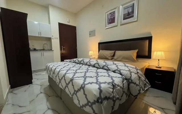 Furnished Private Studio Apartments near Union Metro Station