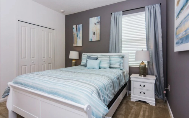 Stunning Vacation Home So2623