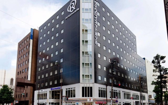 Отель Daiwa Roynet Hotel Yokohama Kannai Япония, Йокогама - 1 отзыв об отеле, цены и фото номеров - забронировать отель Daiwa Roynet Hotel Yokohama Kannai онлайн вид на фасад