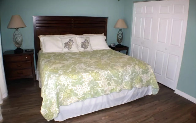 Oceans 56 - 3 Br Condo