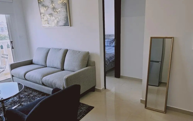 104 NIC - 302 Stay Cosmo City Suite