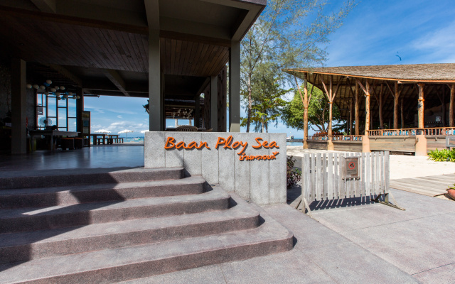 Курортный отель Baan Ploy Sea