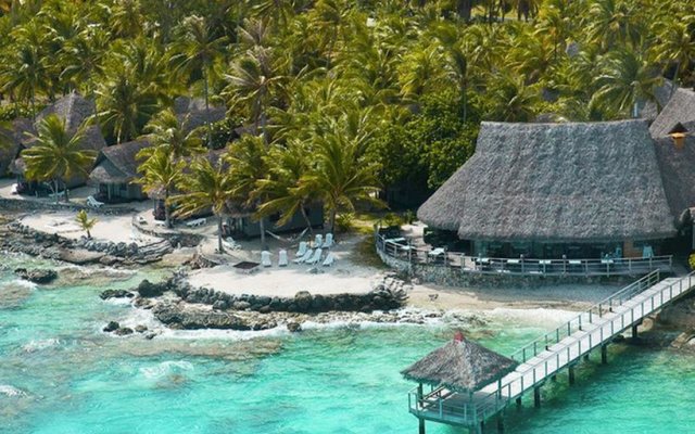 Отель Maitai Rangiroa Французская Полинезия, Рангироа - отзывы, цены и фото номеров - забронировать отель Maitai Rangiroa онлайн приотельная территория