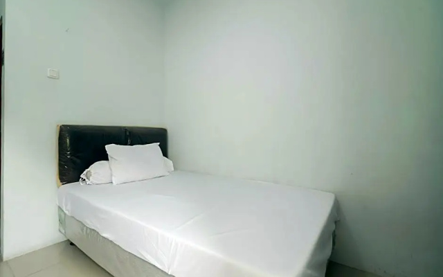 KoolKost Syariah near Kampus Utama Universitas Budi Luhur