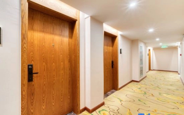 Yongle Hotel (Tianjin Wuqing Sports Center)