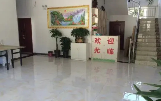 Xinglong Xiaoshan Farmhouse