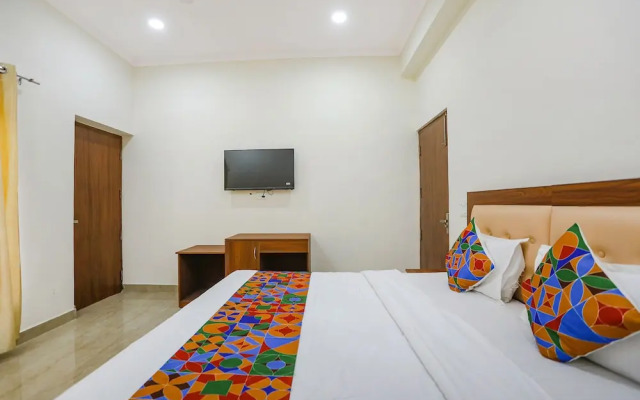 Fabhotel Grihum
