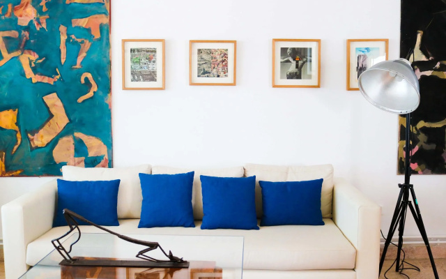 La Maison De L'artiste