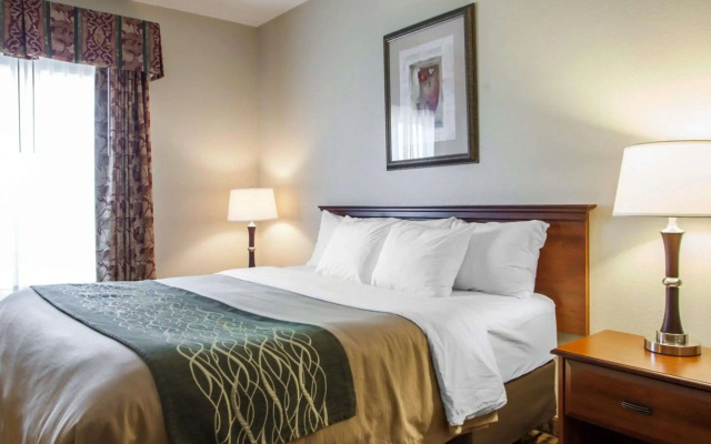 Comfort Inn & Suites Harrisonville