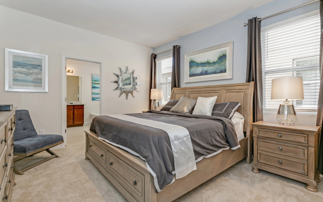 7036OAKWOOD villa